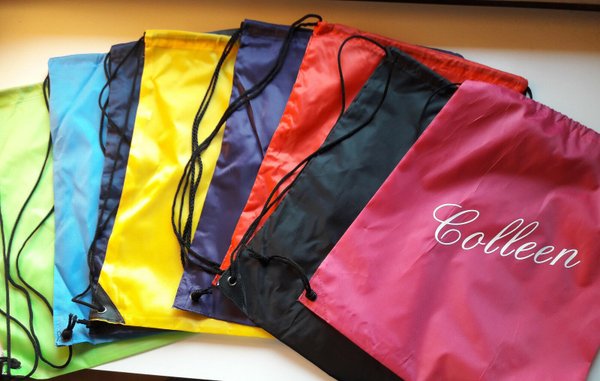 Premium Rucksack, Turnbeutel für Sport und Schule, div Farben mit Namen Aufdruck